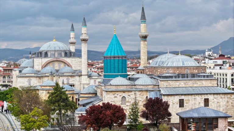 Mevlana Müzesi 1 milyon 442 bin 502 ziyaretçiyi ağırladı: son 10 günün öne çıkan başlığı